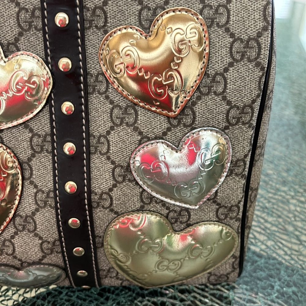 GUCCI GG C Canvas Limited Edition Heart Pattern Boston Bag Brown Leather NWOT - Picture 2 of 15